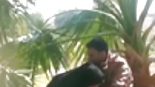 A Trike Patrol oldal amatőr filippínai videót ad szexvideó letöltés elő csábító csajjal. Lezuhanyoz egy idegennel, és remek szopást ad neki. Aztán a forró vérű ázsiai keményen megszegi a punciját.
